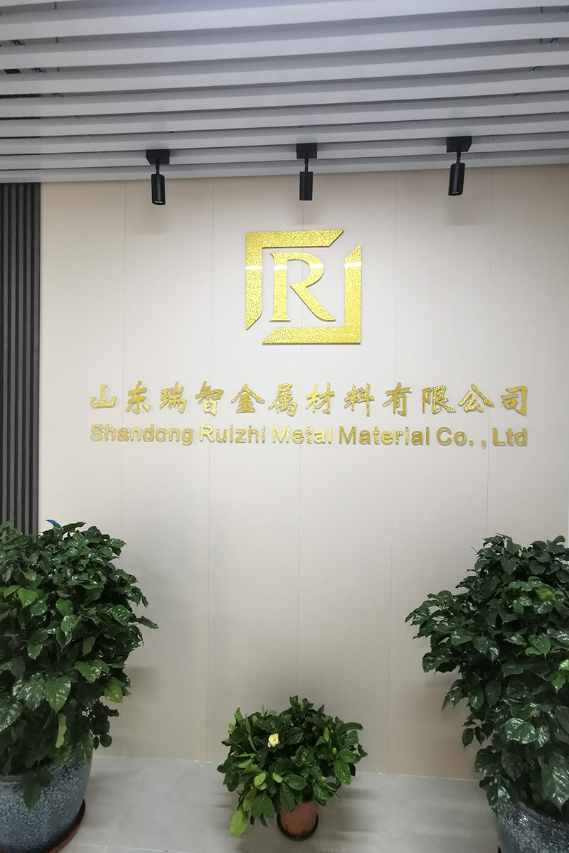 2+6亚克力水晶字布纹金正面实物上墙效果展示